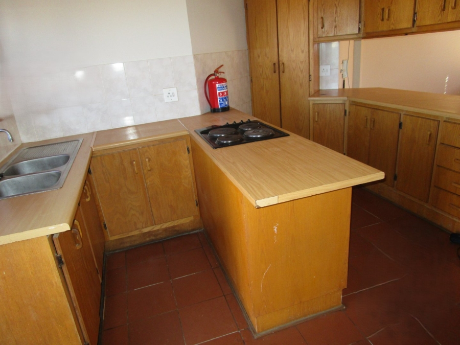 2 Bedroom Property for Sale in Langenhovenpark Free State